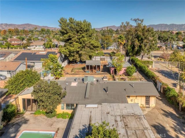 16326 Nordhoff Street, North Hills, CA 91343