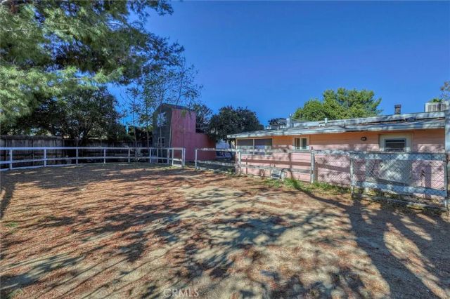 16326 Nordhoff Street, North Hills, CA 91343