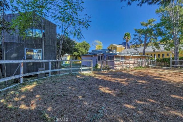 16326 Nordhoff Street, North Hills, CA 91343