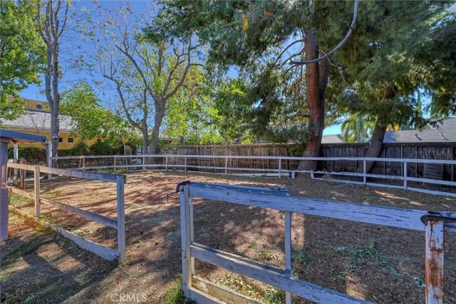 16326 Nordhoff Street, North Hills, CA 91343