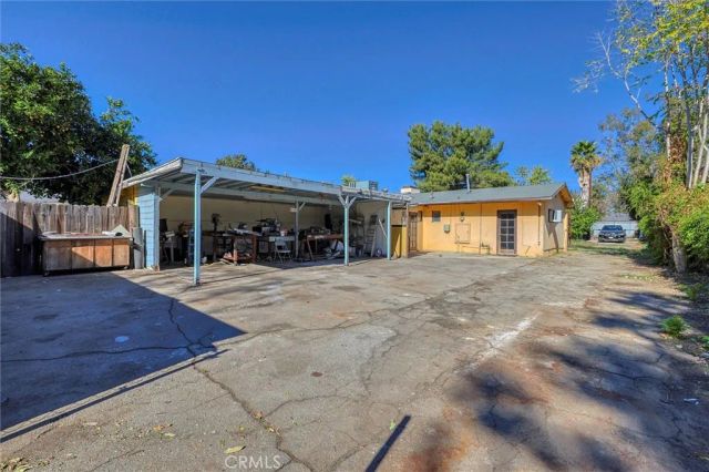16326 Nordhoff Street, North Hills, CA 91343