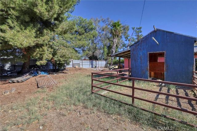 16326 Nordhoff Street, North Hills, CA 91343