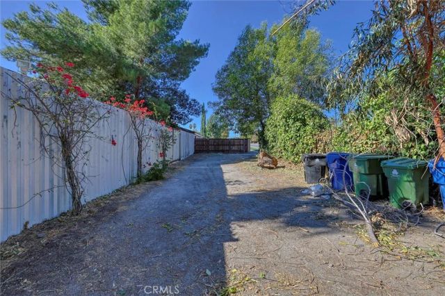 16326 Nordhoff Street, North Hills, CA 91343