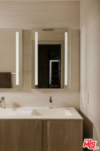 8787 Shoreham Drive 805, West Hollywood, CA 90069