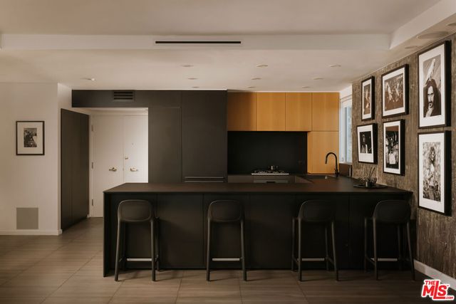 8787 Shoreham Drive 805, West Hollywood, CA 90069