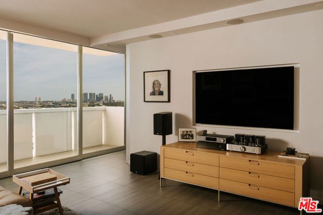 8787 Shoreham Drive 805, West Hollywood, CA 90069
