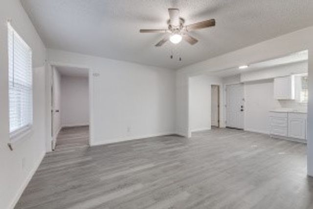 12900 Quail Drive, Balch Springs, TX 75180