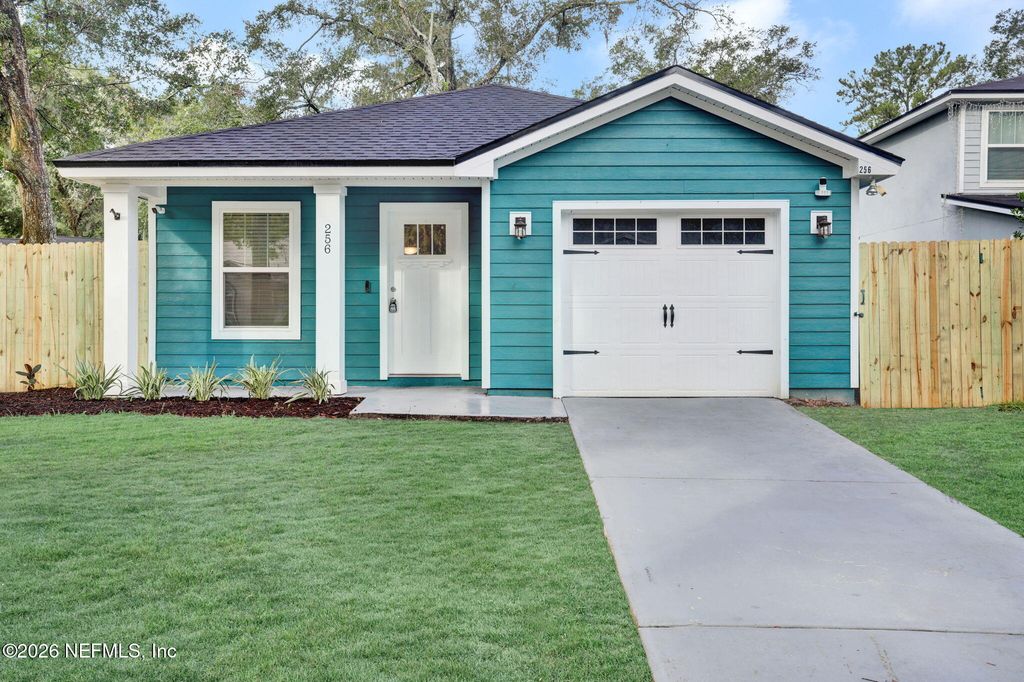 256 AQUARIUS Circle N, Jacksonville, FL 32216