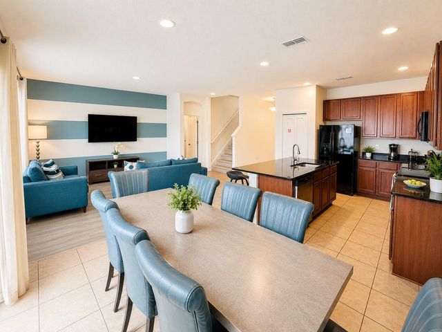 250 BALLO DRIVE, Kissimmee, FL 34746
