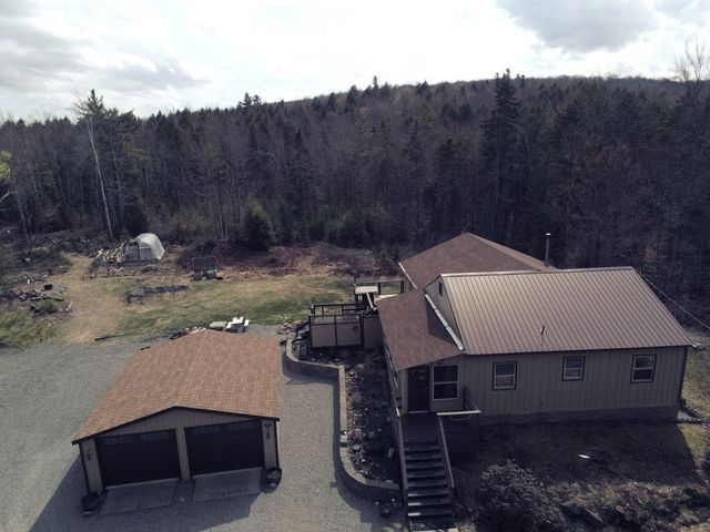 70 Moose Brook Drive, Stoddard, NH 03464