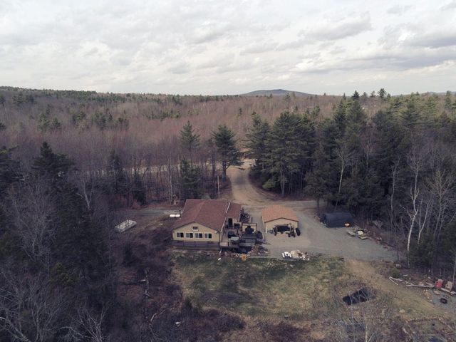 70 Moose Brook Drive, Stoddard, NH 03464