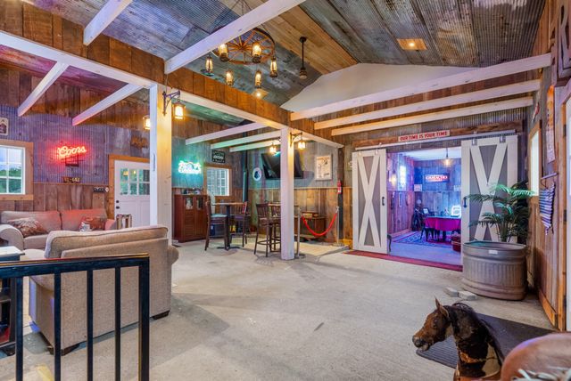 1190 W Ellington Pkwy, Lewisburg, TN 37091