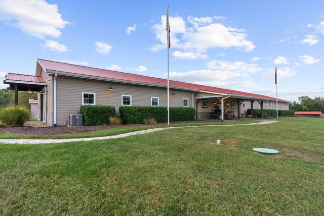 1190 W Ellington Pkwy, Lewisburg, TN 37091