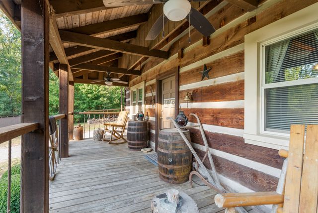 1190 W Ellington Pkwy, Lewisburg, TN 37091