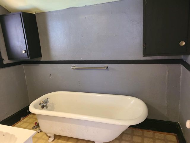 219 E LINCOLN STREET, Augusta, WI 54722