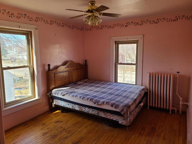 219 E LINCOLN STREET, Augusta, WI 54722