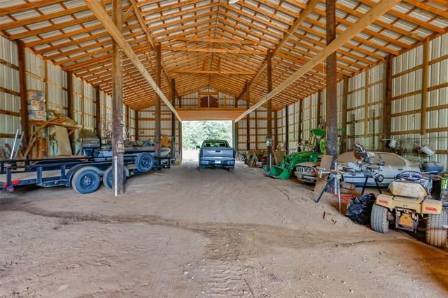 8963 Fm 677 N, St Jo, TX 76265