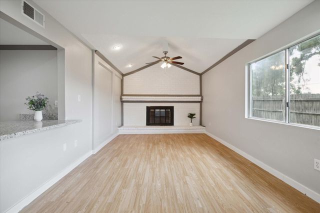 4460 W W Cypress Villas Drive, North Houston, TX 77379