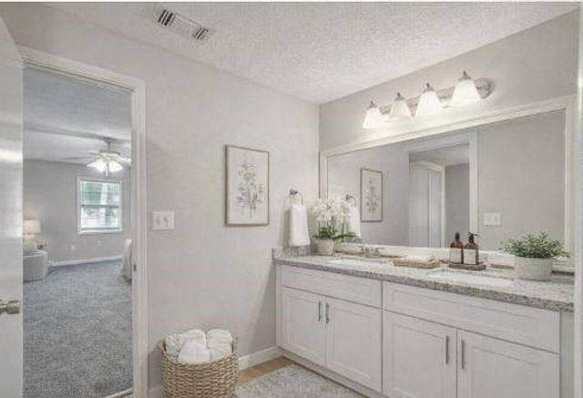 4460 W W Cypress Villas Drive, North Houston, TX 77379