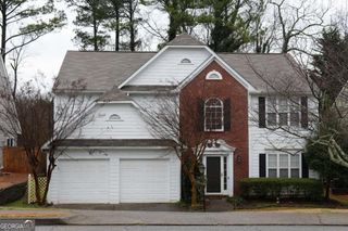 620 Manor Glen Drive, Suwanee, GA 30024