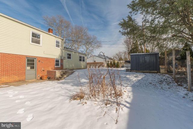 1424 GRACE ST, Allentown, PA 18103