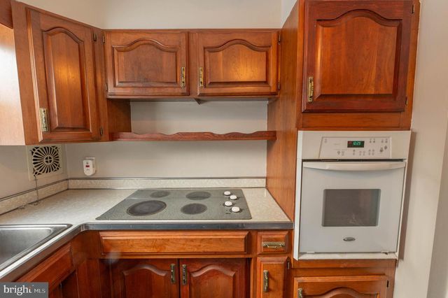 1424 GRACE ST, Allentown, PA 18103