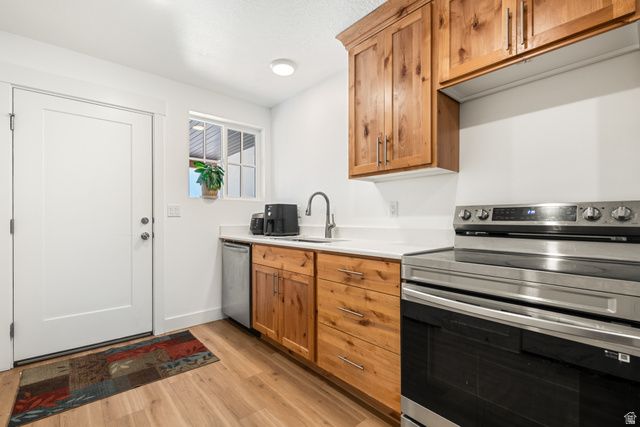 2153 W COLONY POINTE DR, Lehi, UT 84043