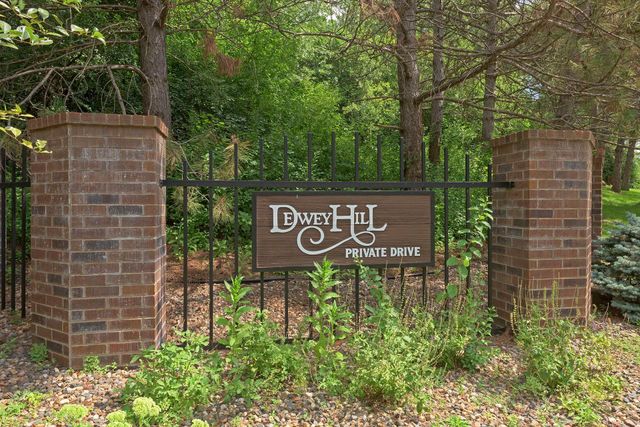 5601 Dewey Hill Road 210, Edina, MN 55439