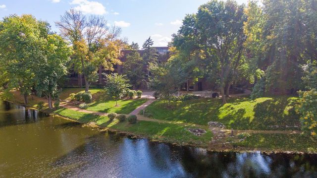 5601 Dewey Hill Road 210, Edina, MN 55439