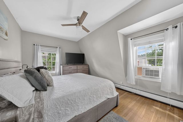 31 Chancery St, New Bedford, MA 02740