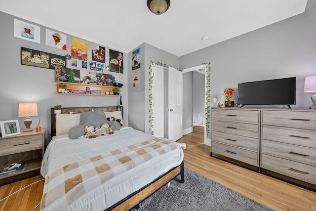 31 Chancery St, New Bedford, MA 02740