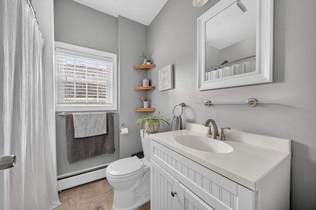 31 Chancery St, New Bedford, MA 02740