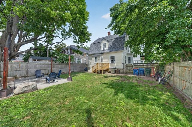 31 Chancery St, New Bedford, MA 02740
