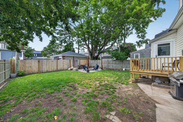 31 Chancery St, New Bedford, MA 02740