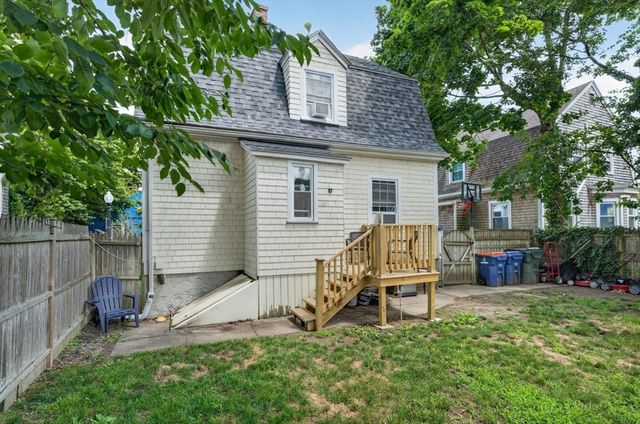 31 Chancery St, New Bedford, MA 02740