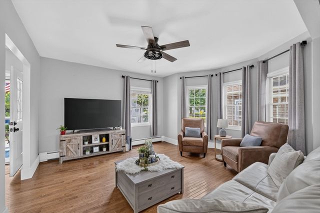 31 Chancery St, New Bedford, MA 02740