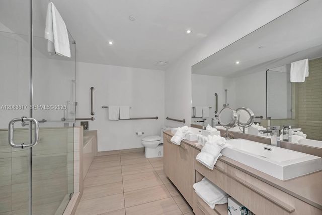 4010 S Ocean Drive R3007, Hollywood, FL 33019