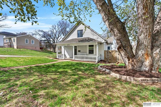 6772 Bedford Avenue, Omaha, NE 68104