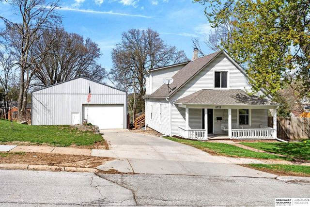 6772 Bedford Avenue, Omaha, NE 68104