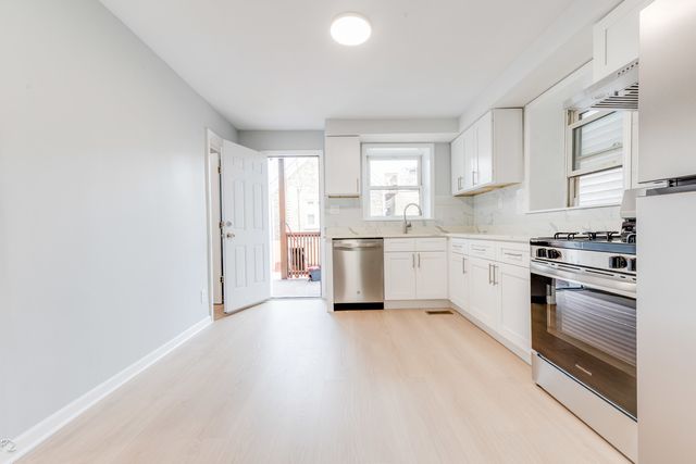 2625 S Union Avenue 1R, Chicago, IL 60616