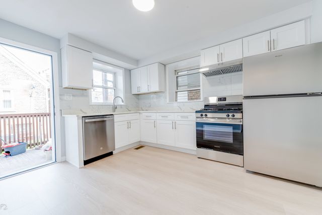 2625 S Union Avenue 1R, Chicago, IL 60616