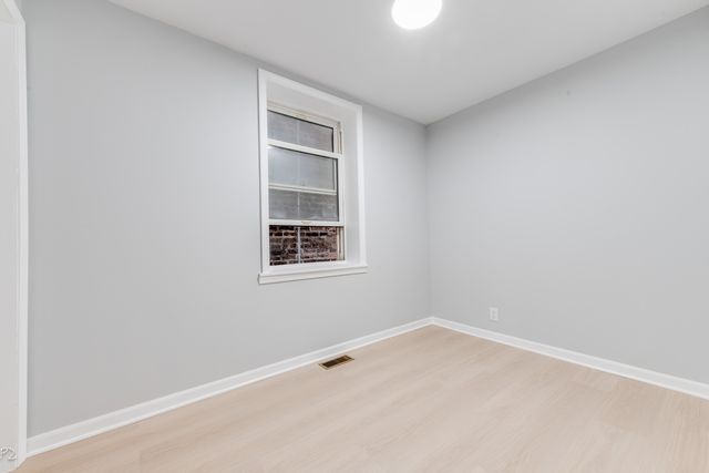 2625 S Union Avenue 1R, Chicago, IL 60616