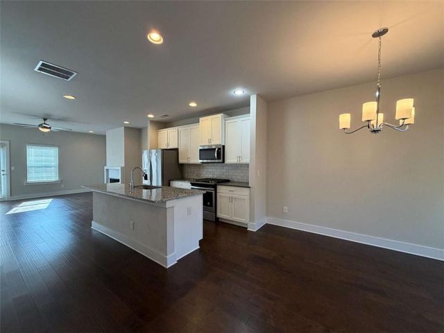 3782 Oxford Circle, Doraville, GA 30340