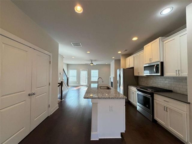 3782 Oxford Circle, Doraville, GA 30340