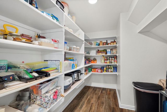 9409 Meadowpark Drive, Denton, TX 76226