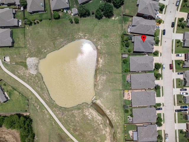 9409 Meadowpark Drive, Denton, TX 76226