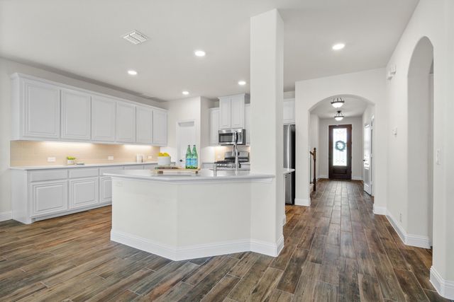 9409 Meadowpark Drive, Denton, TX 76226