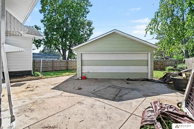 809 S 36th Street, Lincoln, NE 68510