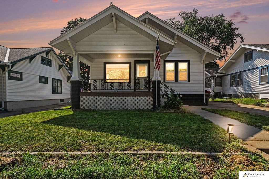 809 S 36th Street, Lincoln, NE 68510