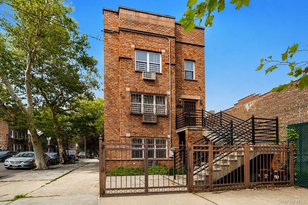 143 Newport Street, Brooklyn, NY 11212 — photo 2